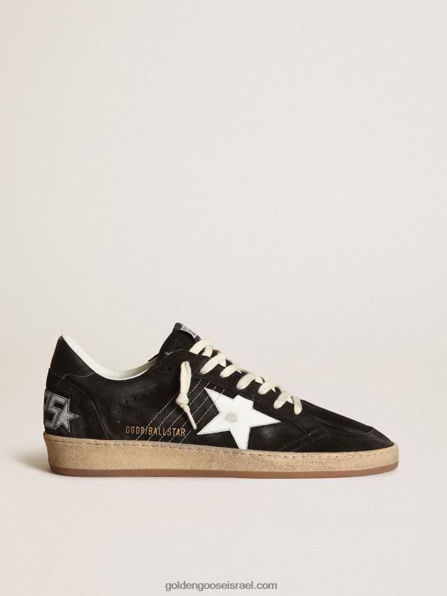 גברים Golden Goose נעלי ספורט כוכב כדור בזמש שחור עם כוכב עור לבן ולשונית עקב עור שחור 246D24546