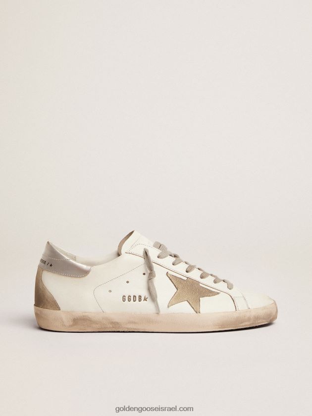 גברים Golden Goose נעלי ספורט סופר-סטאר עם לשונית עקב כסופה וכיתוב ניטים ממתכת 246D24575