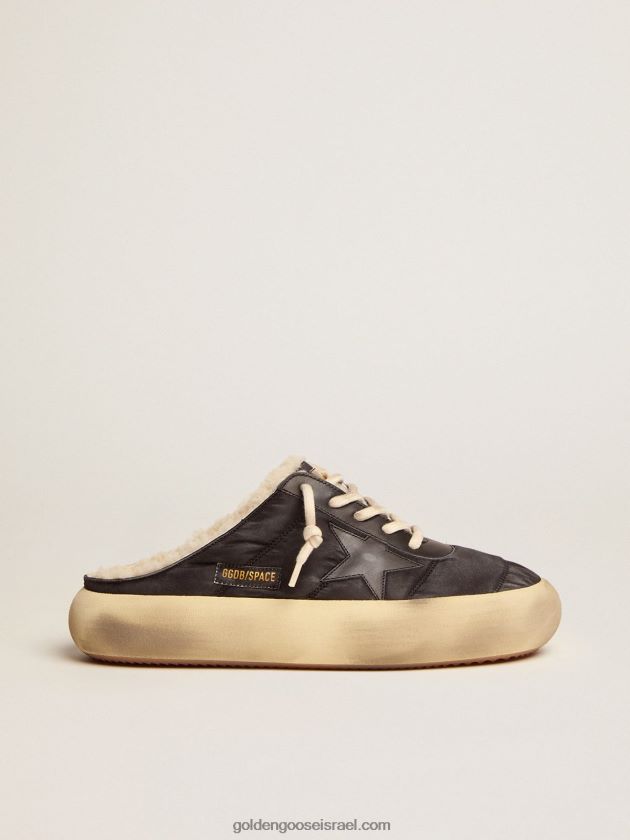 גברים Golden Goose נעלי סאבוט בעלות כוכב חלל בניילון שחור מרופד עם בטנת גזירה 246D24613