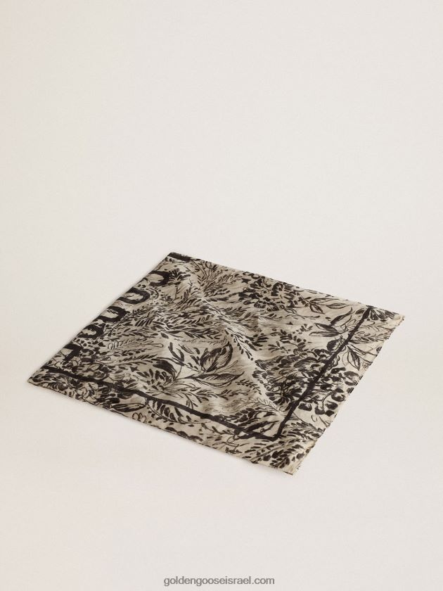 נשים Golden Goose צעיף לבן עצם עם דוגמת toile de jouy מנוגדת 246D24355